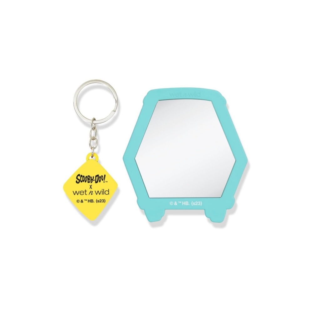 Scooby Doo Collection Dooby Doooo! Hand Mirror and Keychain Set. - Picture 4 of 7